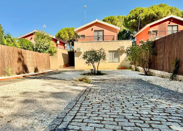 Casa Familiar Junto Al Con Zona De Juegos, Cine Y Bbq 度假居 科爾多瓦