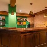 Сasa de vacaciones Casa Familiar Junto Al De La Encantada Con Zona De Juegos, Bbq Y Cine Córdoba