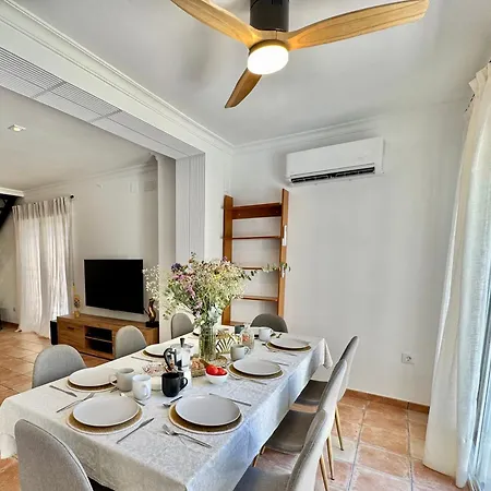 Casa Familiar Junto Al De La Encantada Con Zona De Juegos, Bbq Y Cine Holiday home *