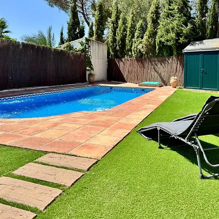 Casa Familiar Junto Al De La Encantada Con Zona De Juegos, Bbq Y Cine Holiday home *
