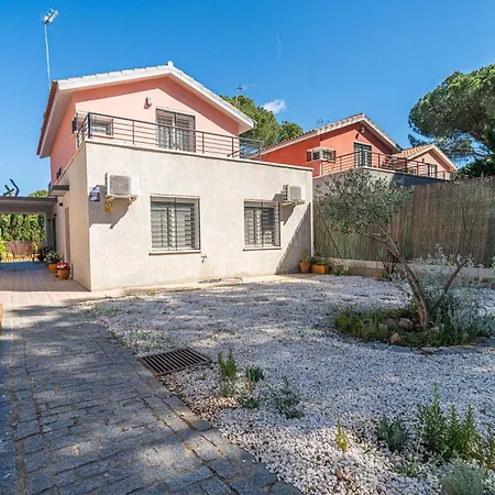 Casa Familiar Junto Al De La Encantada Con Zona De Juegos, Bbq Y Cine Córdoba