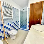 Prázdninový dům Casa Familiar Junto Al Con Zona De Juegos, Cine Y Bbq *