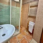 Casa Familiar Junto Al Con Zona De Juegos, Cine Y Bbq * Córdoba