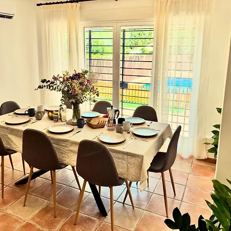 Casa Familiar Junto Al De La Encantada Con Zona De Juegos, Bbq Y Cine Córdoba