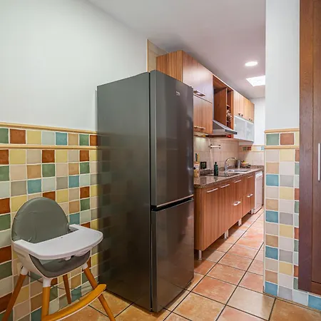 Dom wakacyjny Casa Familiar Junto Al Con Zona De Juegos, Cine Y Bbq *