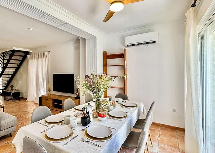 Casa Familiar Junto Al Con Zona De Juegos, Cine Y Bbq בית נופש קורדובה